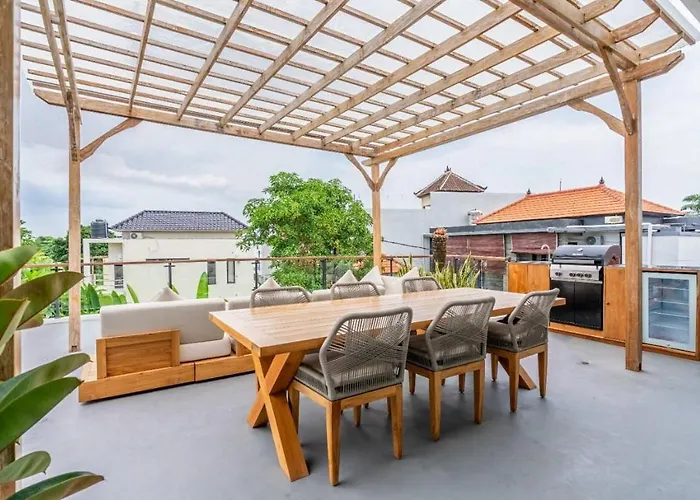 Villa Kecubung *